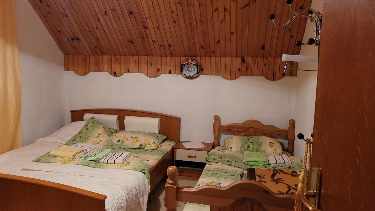 Guesthouse Mijatovic Zabljak  Bagian luar foto